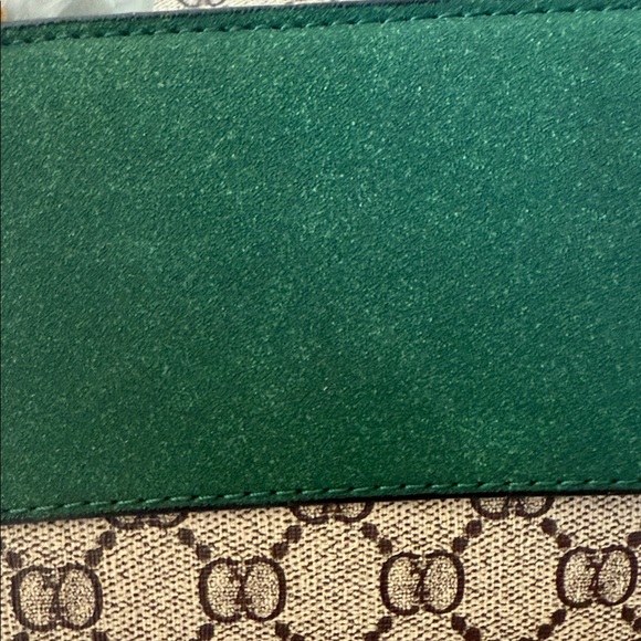 Chic Beige and Green Shoulder Bag with Chain Strap - Picture 5 of 7